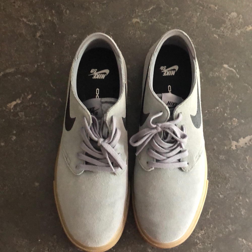 Nike SB Skating Shoe